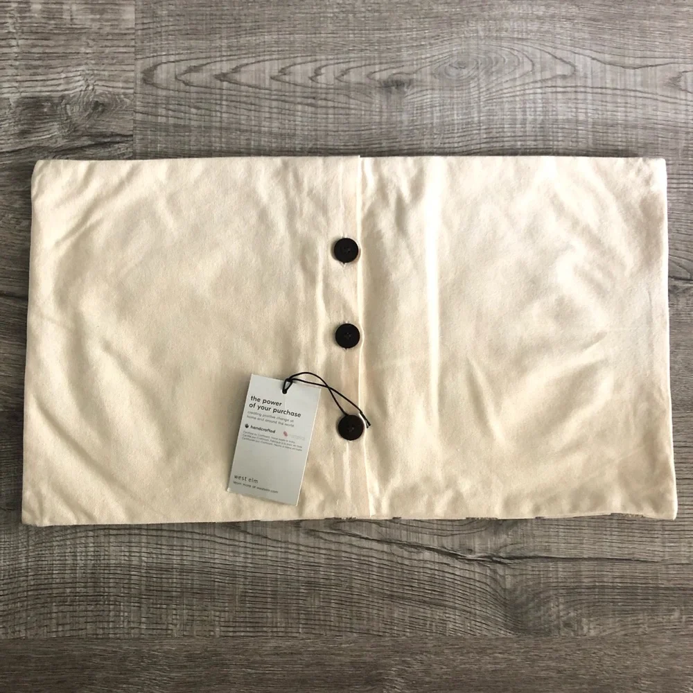 ✨RARE ✨West Elm Lumbar Pillow Cover